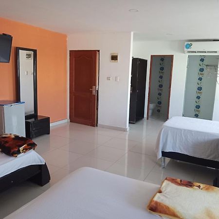 Hotel Intersuites Barranquilla  Buitenkant foto